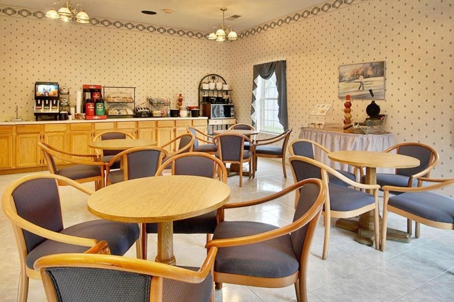 Bourbon Capital Inn Bardstown Extérieur photo